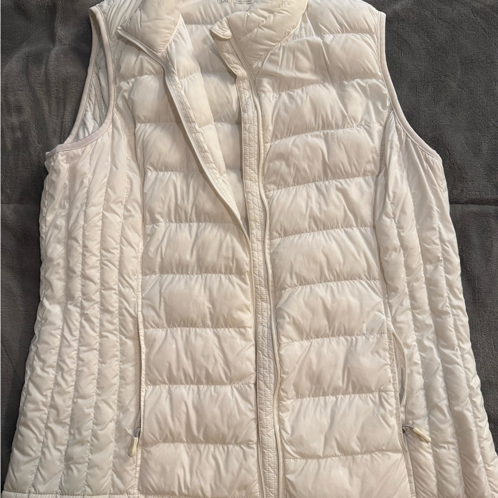 Women's White Quilted Vest